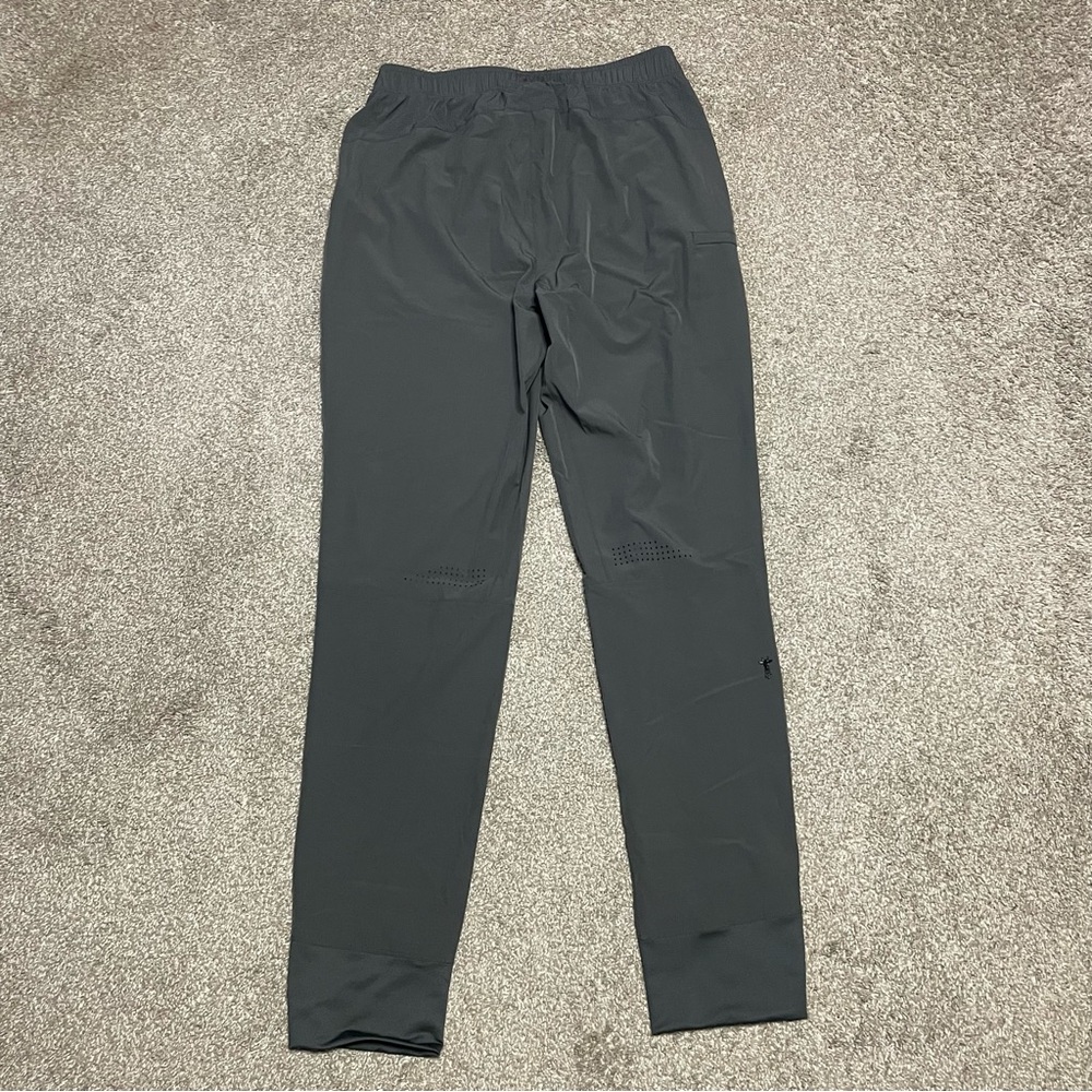 NWT Men’s American Tall Featherweight Perforated Joggers Size L Tall 35” Inseam - Picture 3 of 6